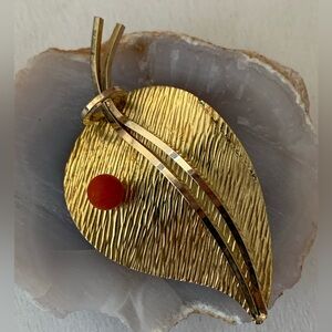 Krementz Vintage Golden Leaf Pin 14k Gold
Overlay Coral Bead